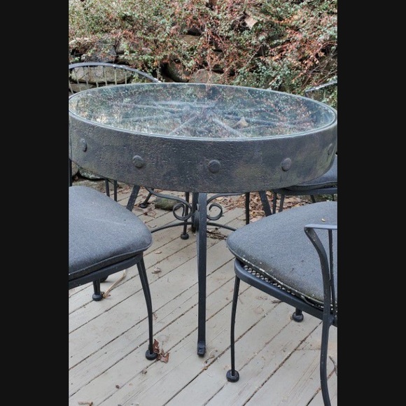 Selling all my furniture!! - Picture 5 of 9